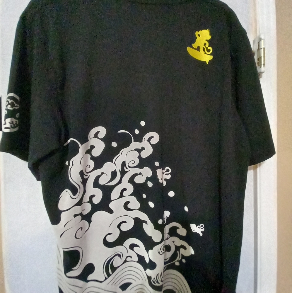 Black ,yellow and red t shirt (worn once)